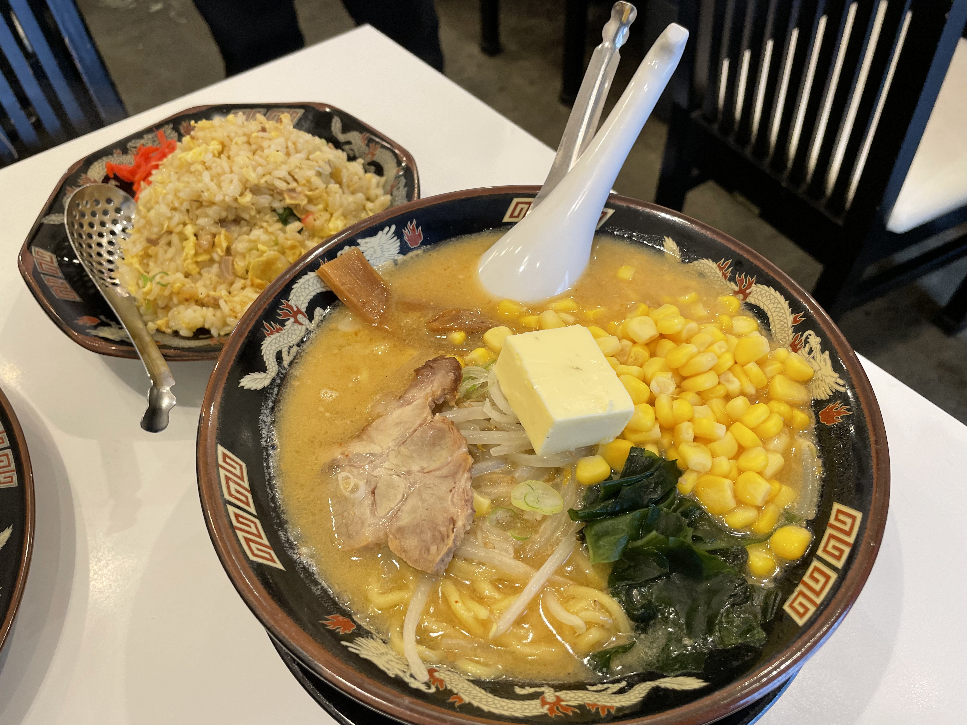 ラーメン店のホール・キッチンスタッフ 0